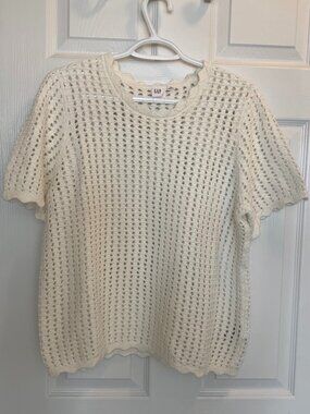 Gap Short Sleeve Top